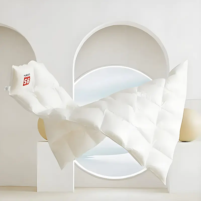 Vysoký obsah páperia, nulový tlak, nulový zápach, antibakteriálne a protiroztočové, hustá výplň zimnej prikrývky